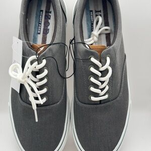 Izod Grey Canvas Men's Sneakers